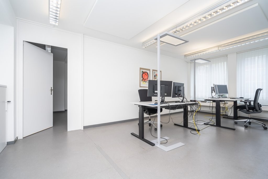 356m² office, photo 6 of 8