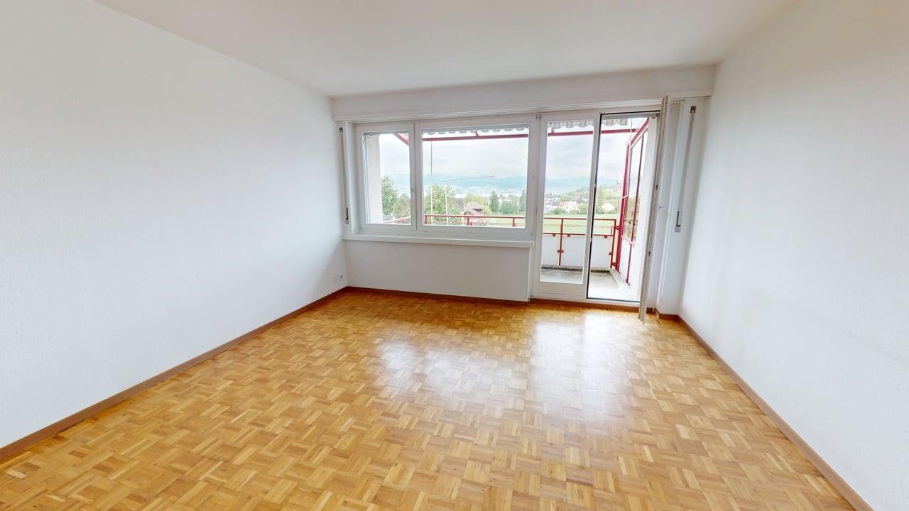 3 rooms apartment, photo 1 of 10