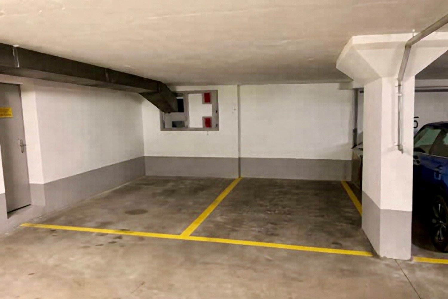 Underground slot, photo 2 of 2