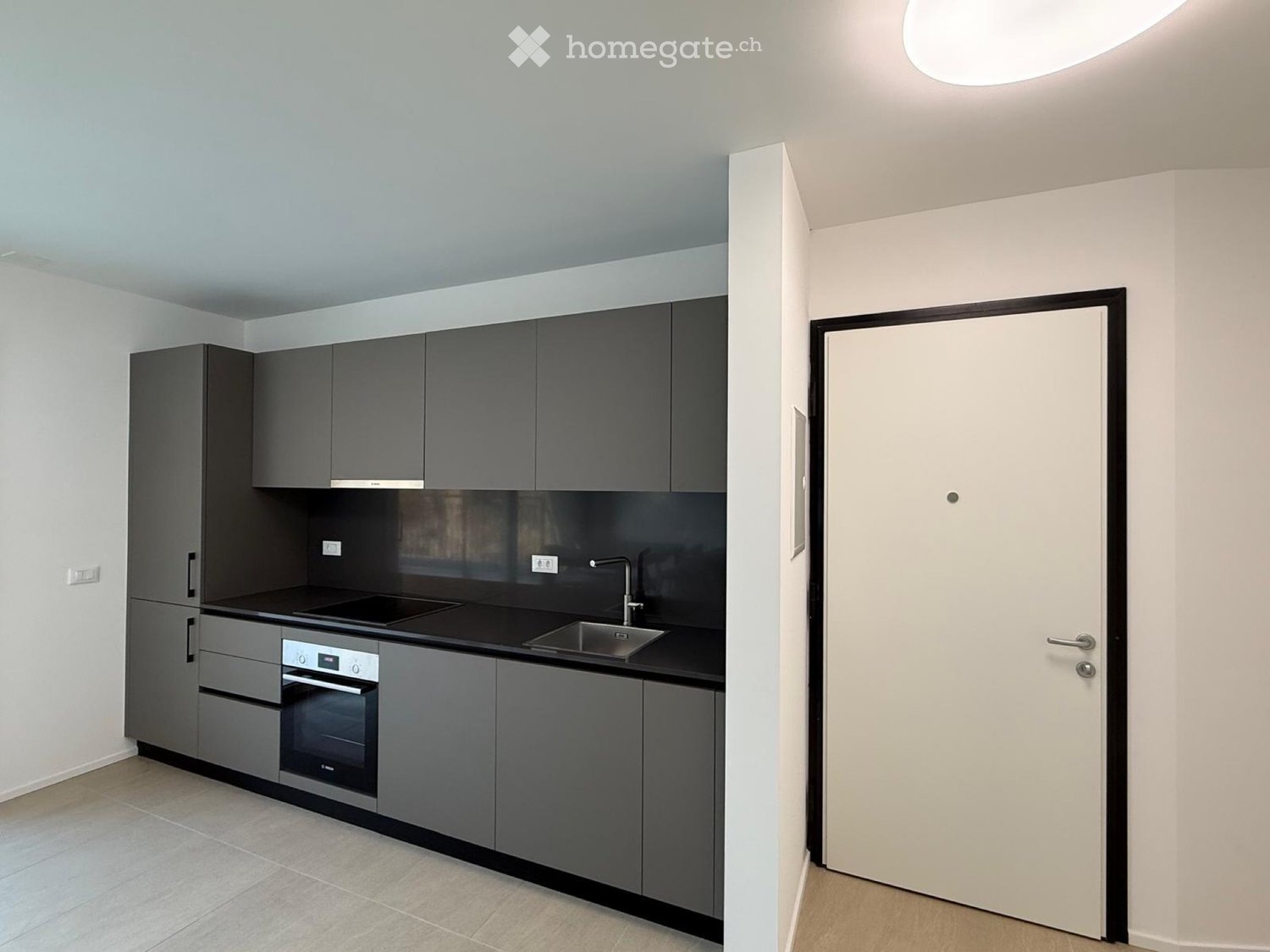 2.5 room apartment, photo 2 of 5