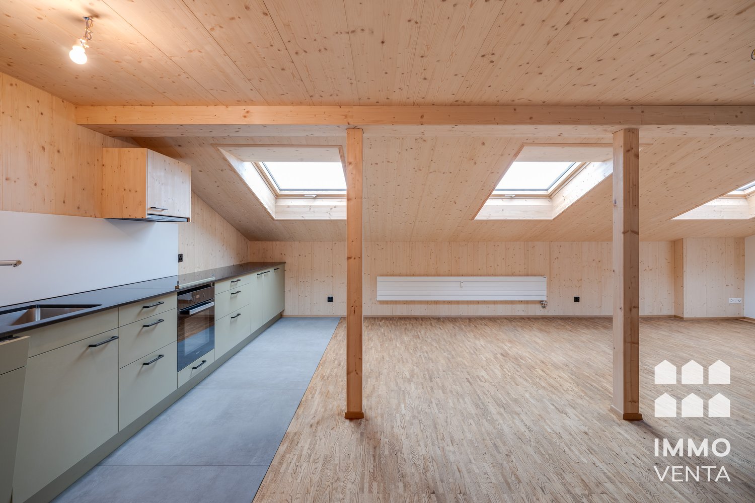 2 ½ rooms roof flat, photo 3 of 10