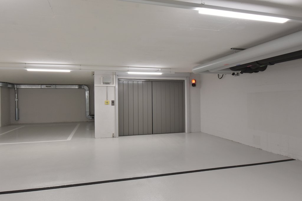 Underground slot, photo 3 of 3