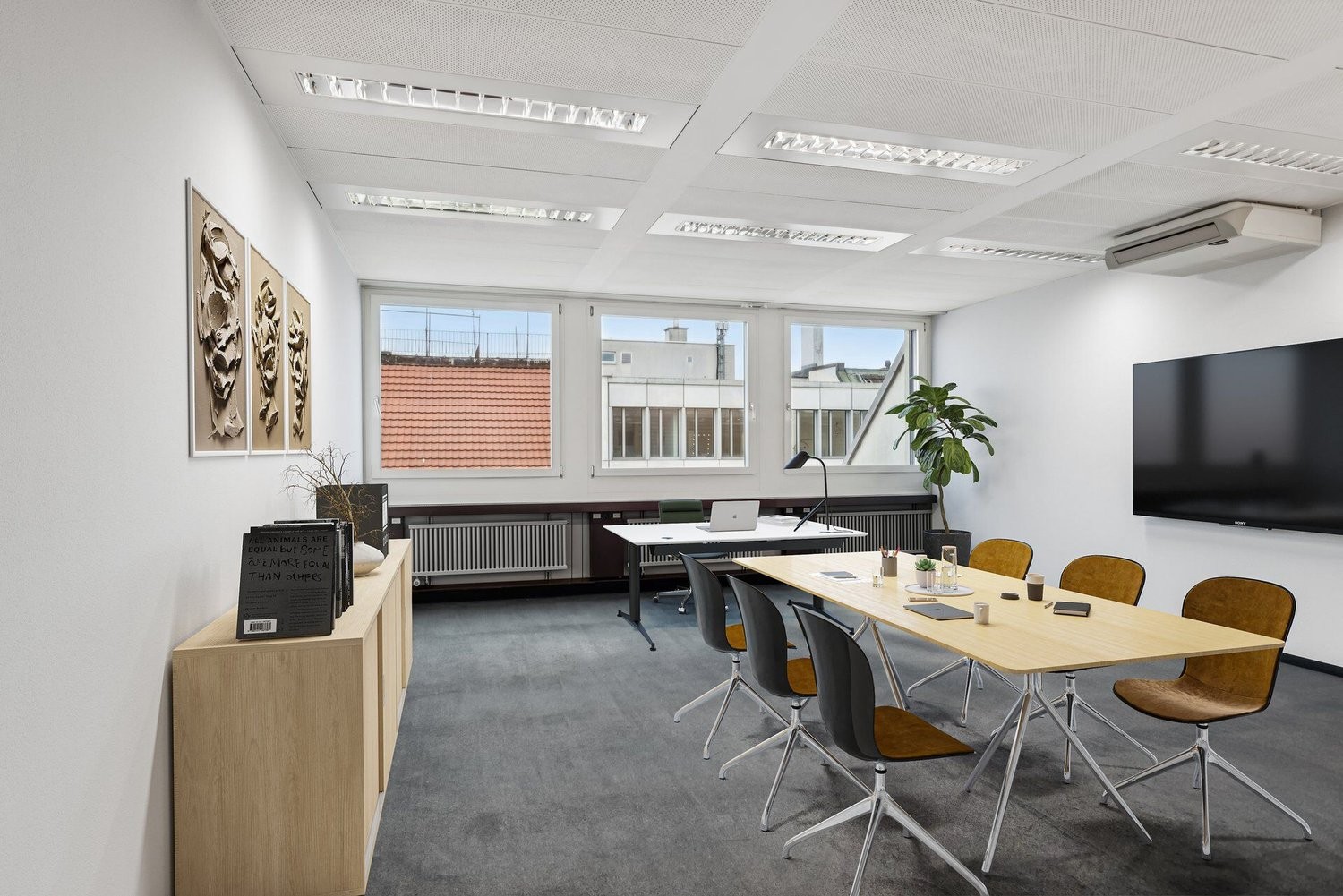 197m² office, photo 4 of 10