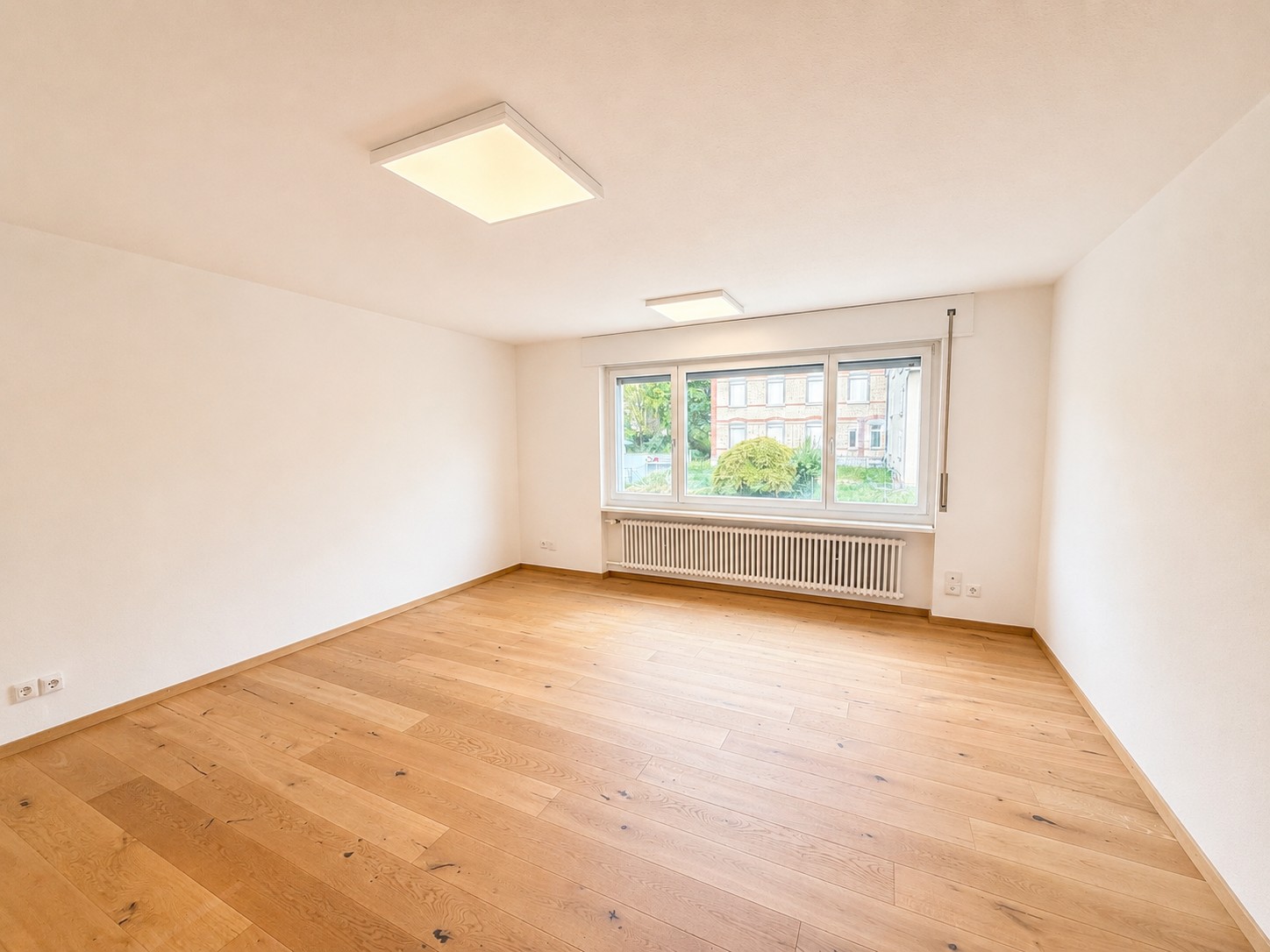160m² shop, photo 7 of 8