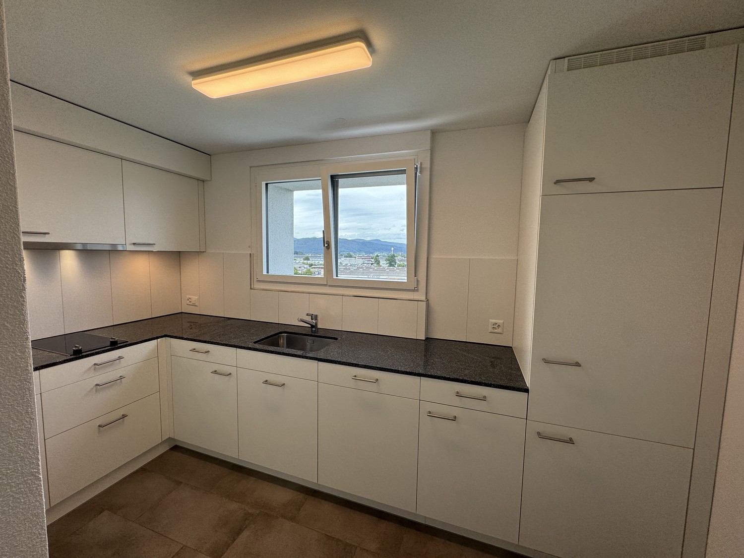2 rooms apartment, photo 2 of 4