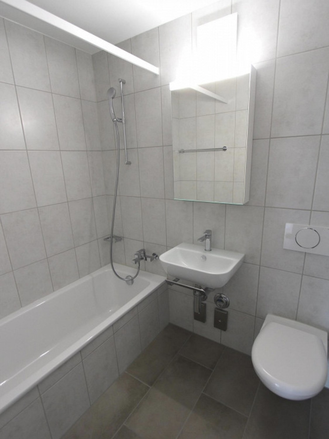 2 rooms apartment, photo 3 of 4