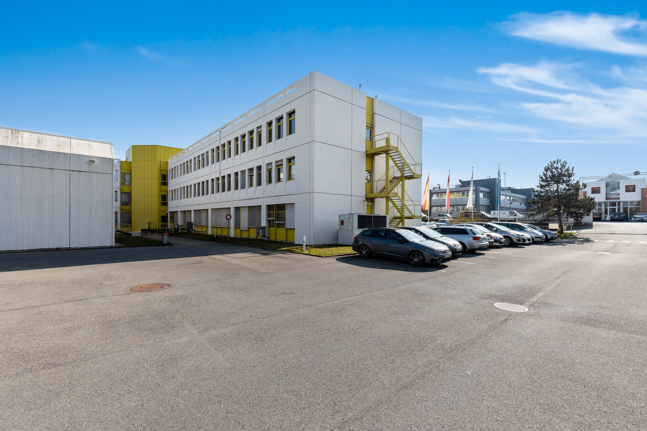 21m² office