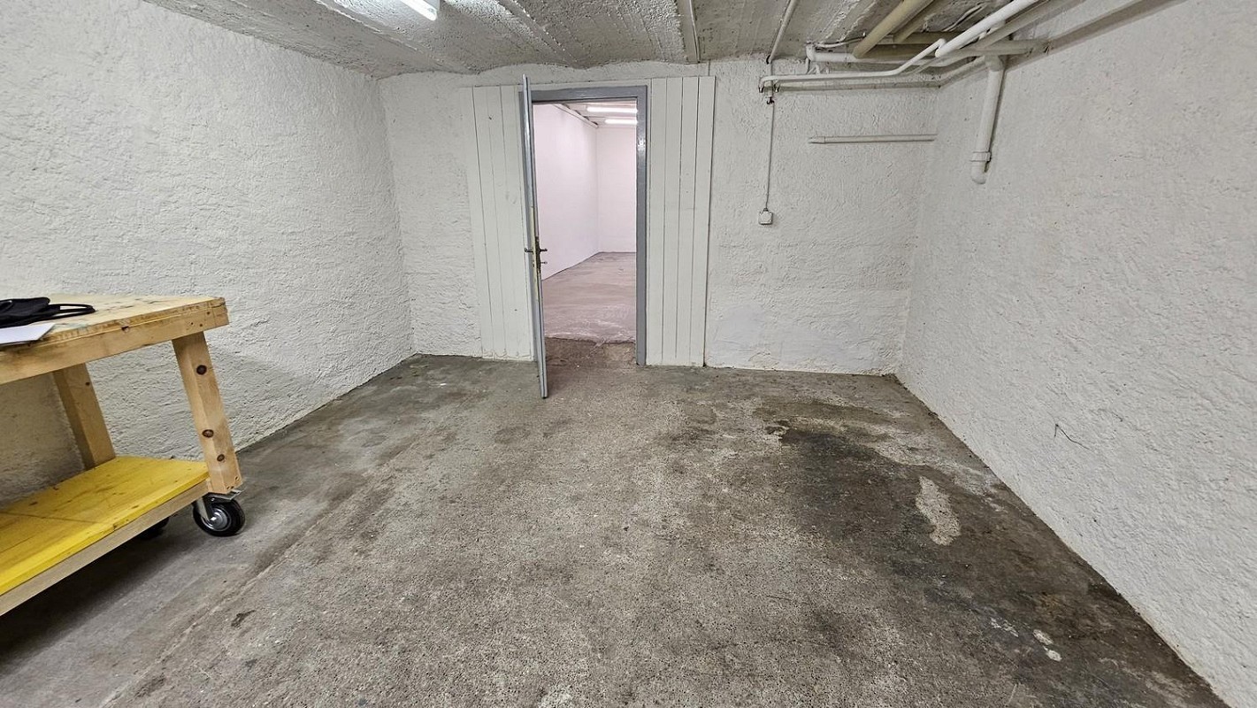 60m² commercial, photo 2 of 6