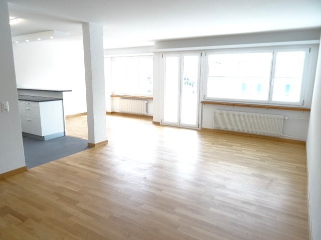 Appartamento di 4 ½ locali, foto 2 di 9