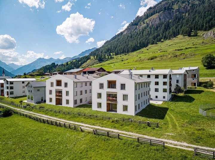 1771m² building land, photo 4 of 8