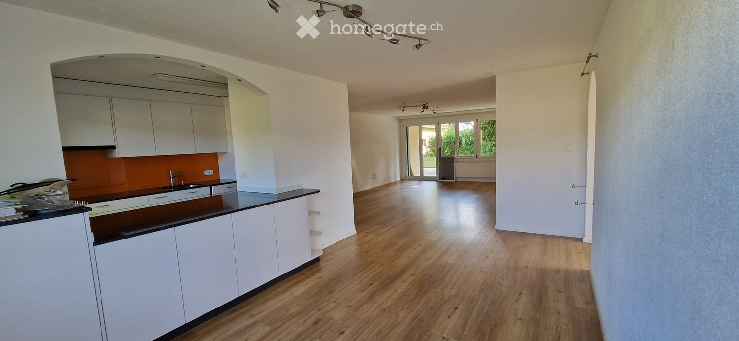 5 rooms apartment, photo 1 of 5