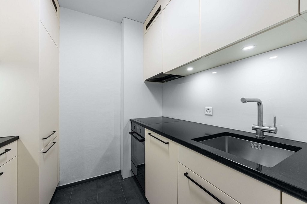 1 room apartment, photo 1 of 2