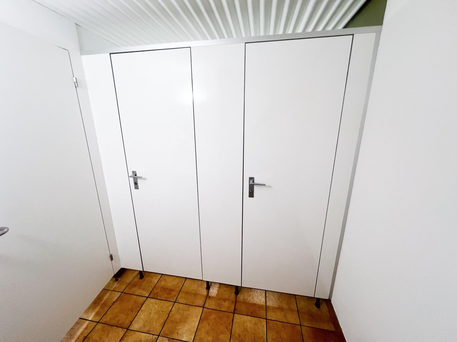258m² commercial

**Martinsbruggstrasse 67, 9016 St. Gallen**

A versatile commercial space is available for rent in a well-connected location within the established industrial and commercial area on Martinsbruggstrasse.

Key Data & Advantages

  * Attractive location in the St. Gallen commercial ar, photo 5 of 10