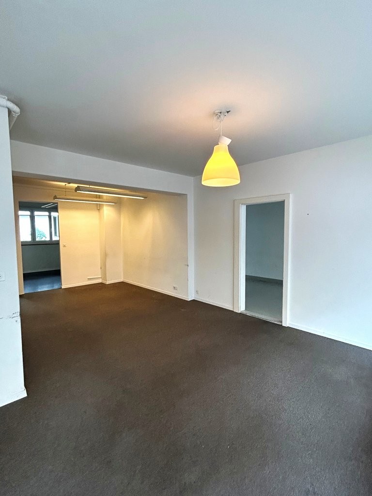 80m² shop, photo 3 of 8