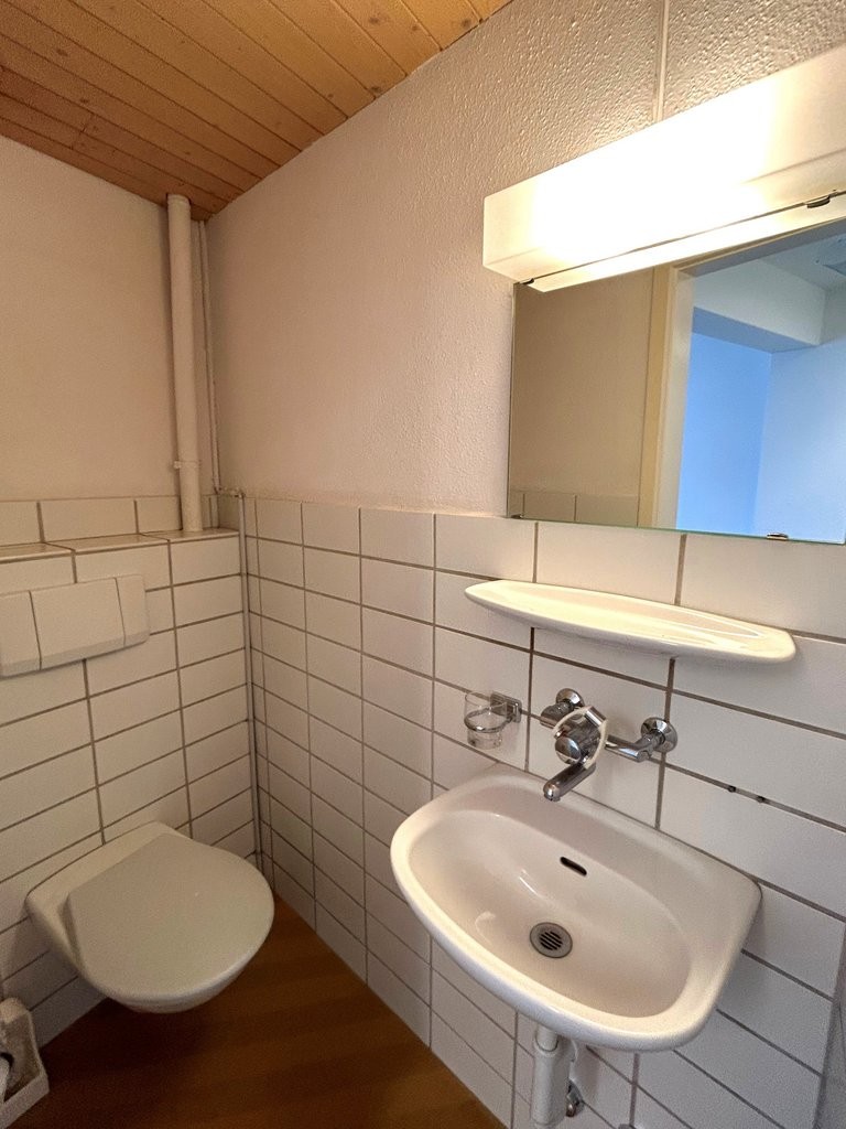 80m² shop, photo 7 of 8