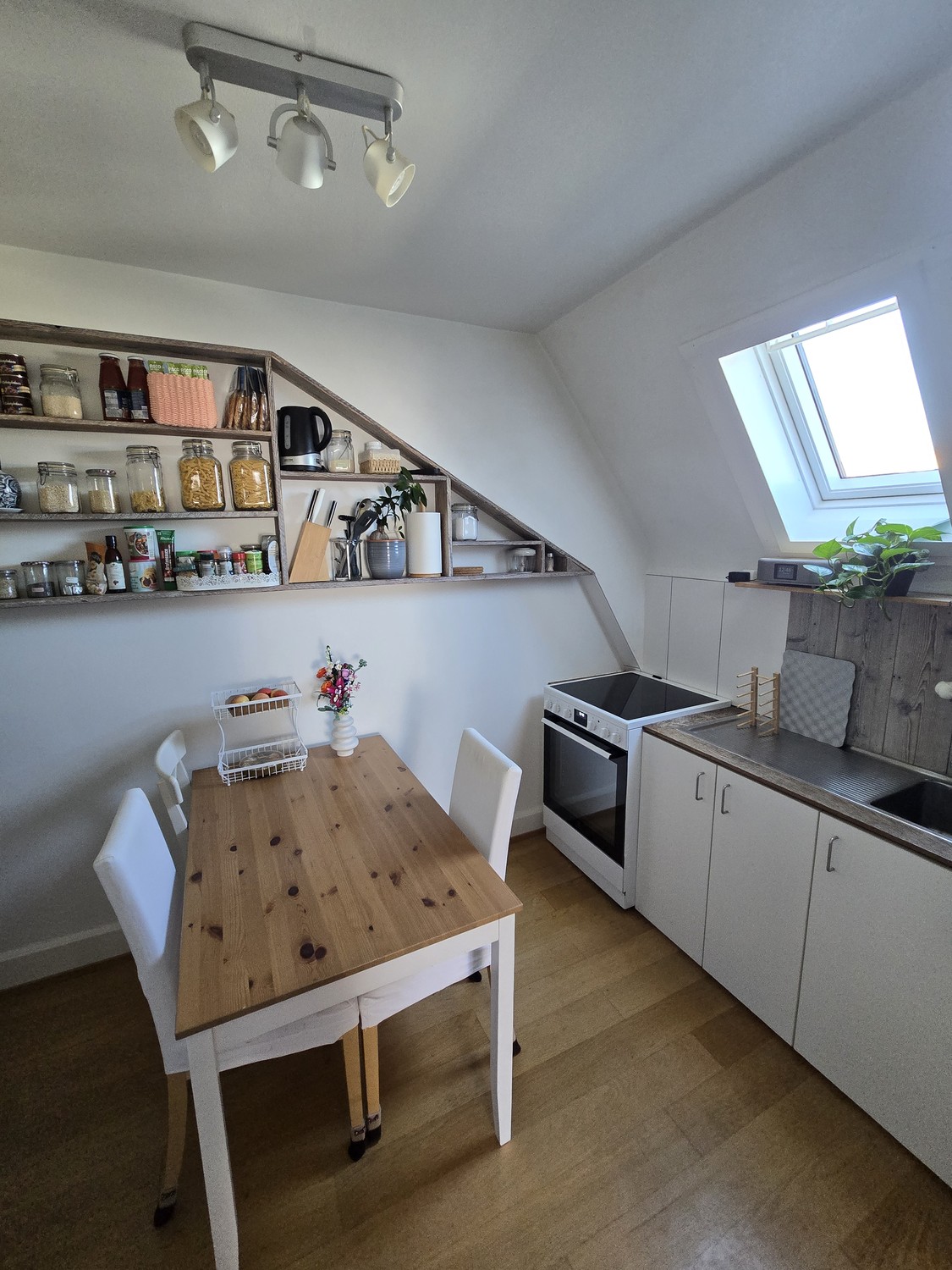 2 rooms apartment, photo 5 of 10