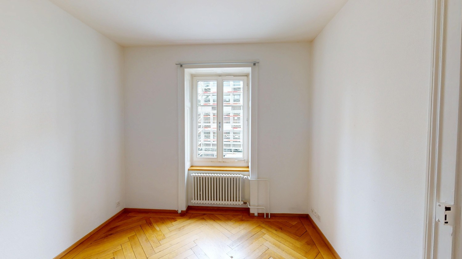 4 rooms apartment, photo 9 of 10