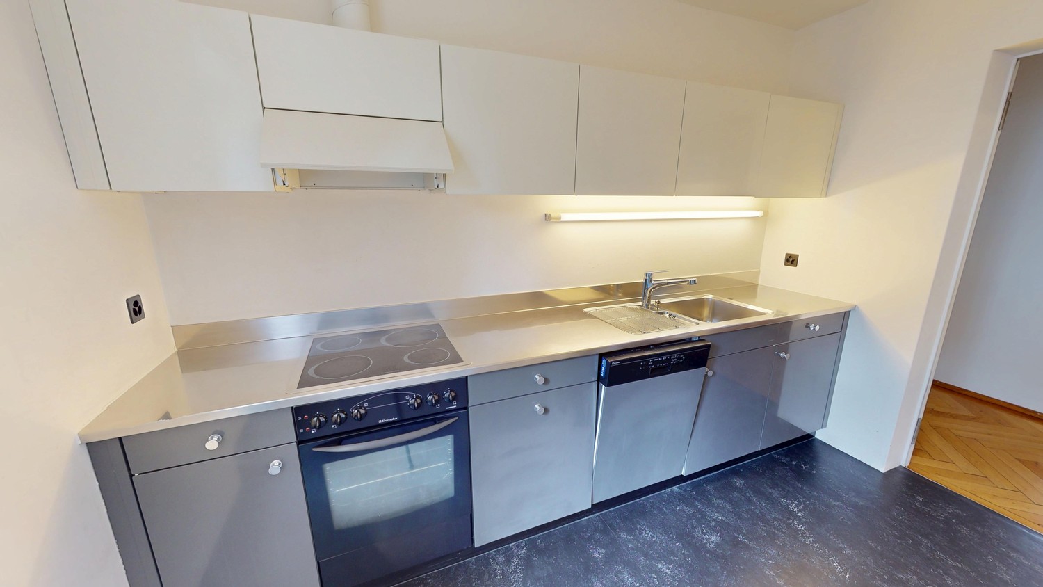 4 rooms apartment, photo 6 of 10