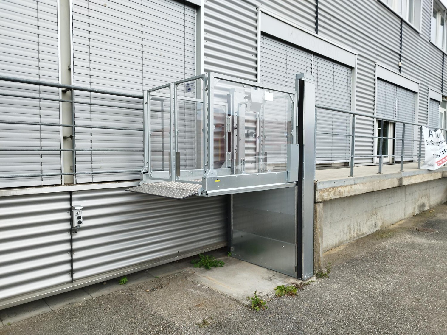 282m² commercial, photo 3 of 10