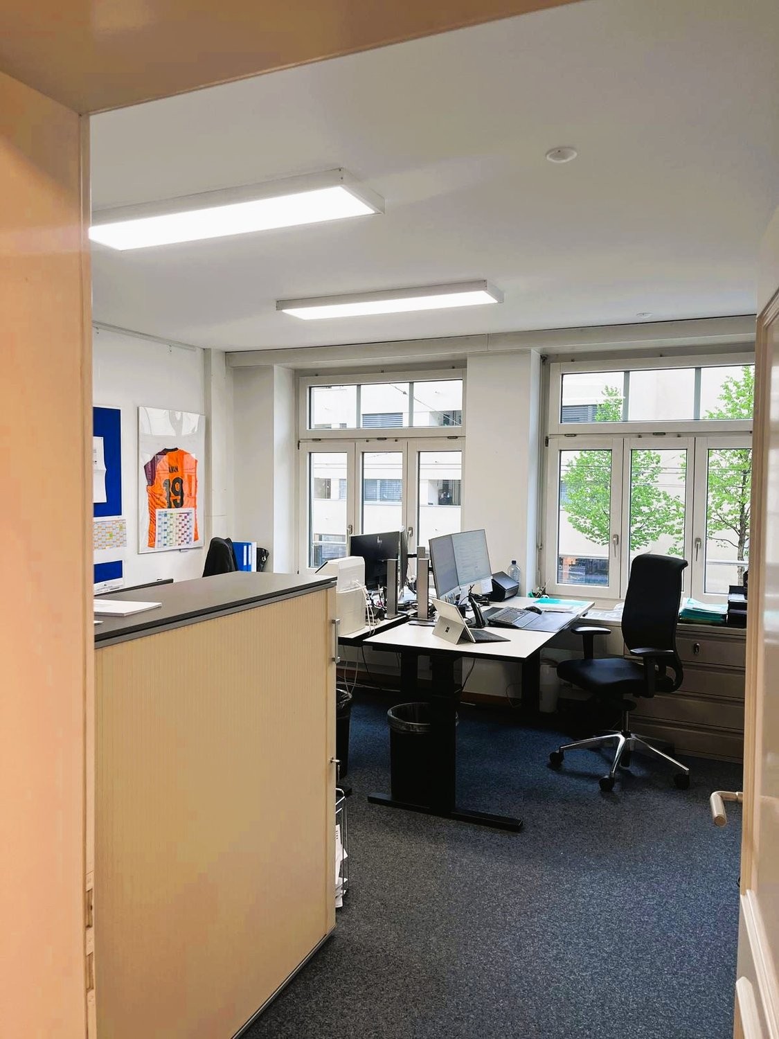 236m² office, photo 3 of 8