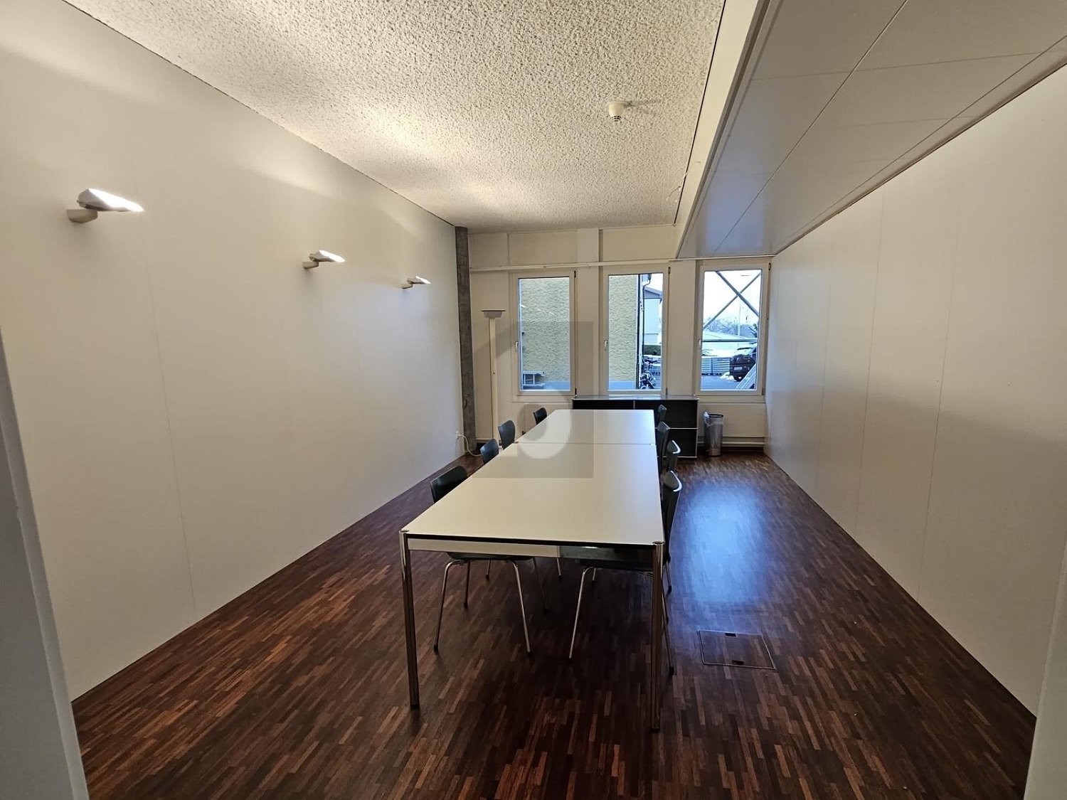300m² office, photo 4 of 4