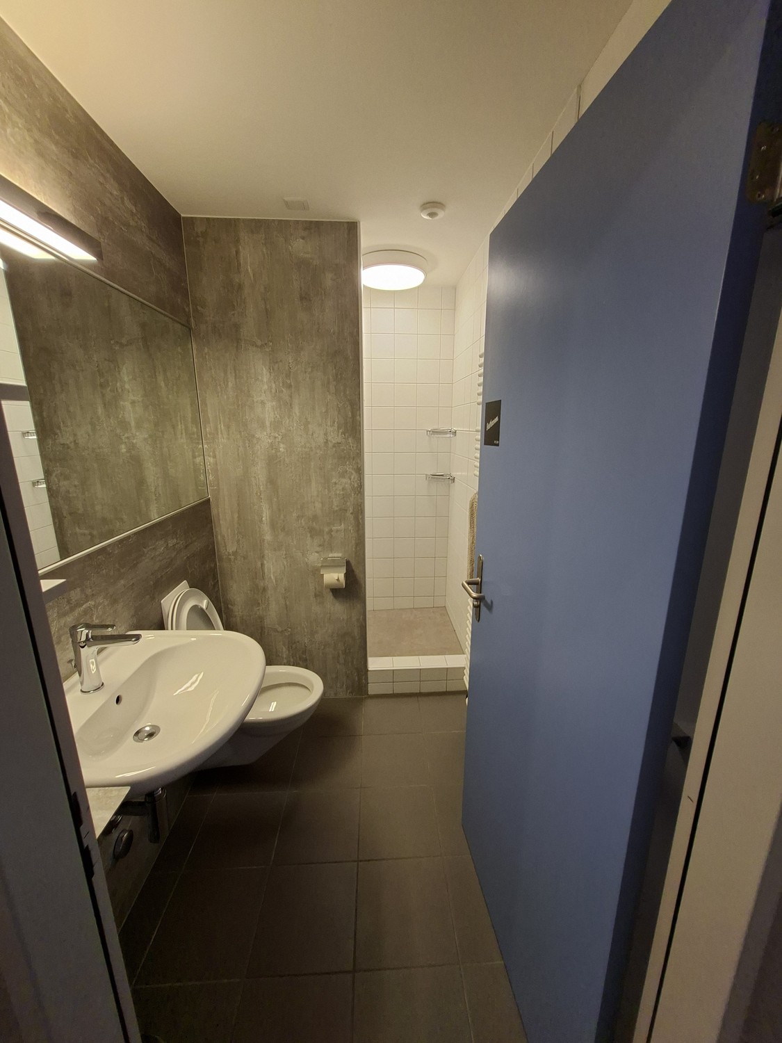 Room in a shared flat, photo 5 sur 5