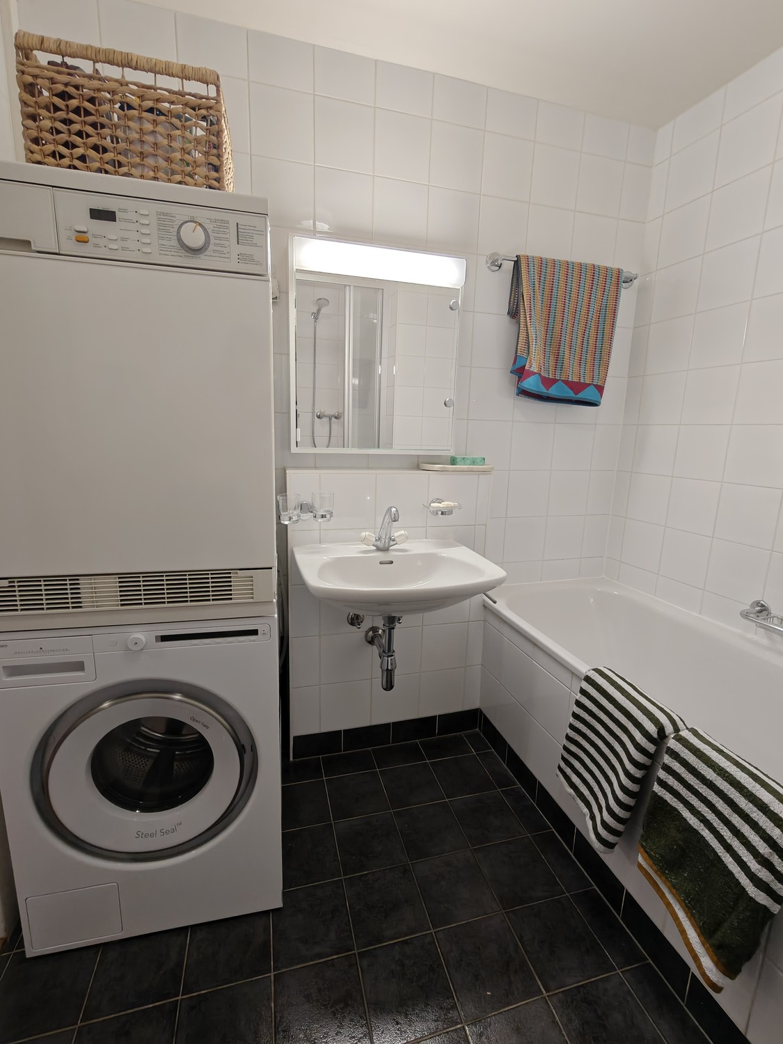 5 rooms apartment, photo 3 of 9