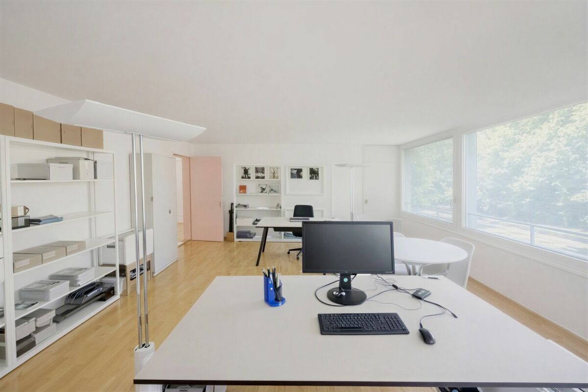 Office, photo 2 of 6