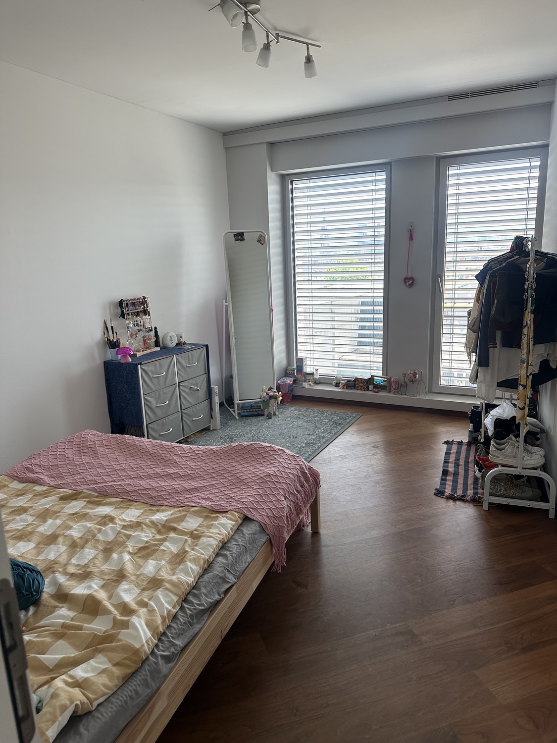 Chambre dans un appartement partagé