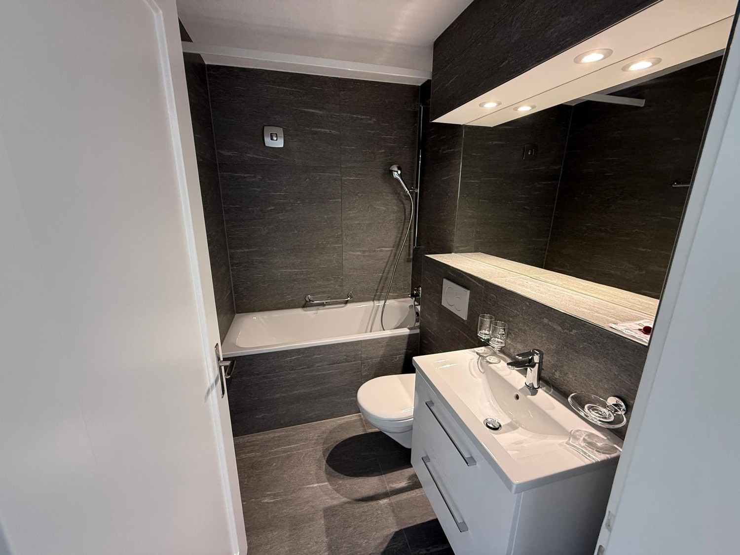 3 rooms apartment