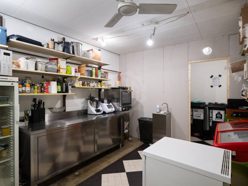110m² retail space, photo 9 of 10