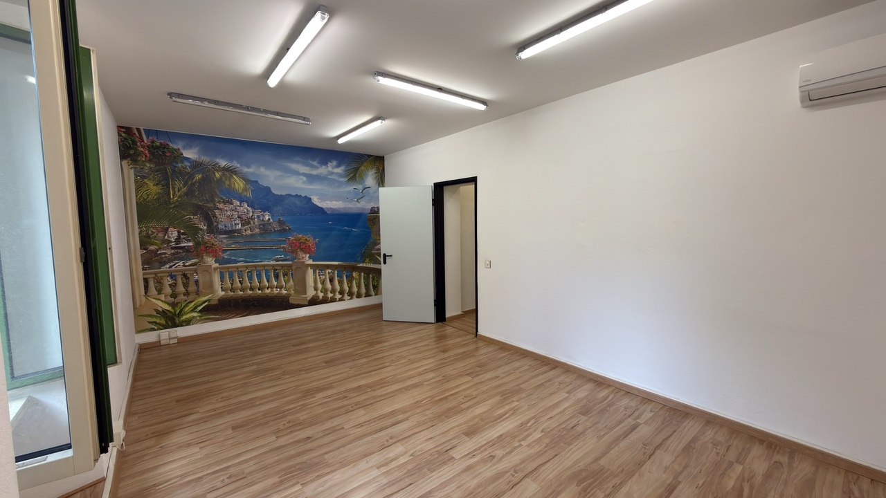 Office, photo 5 of 5