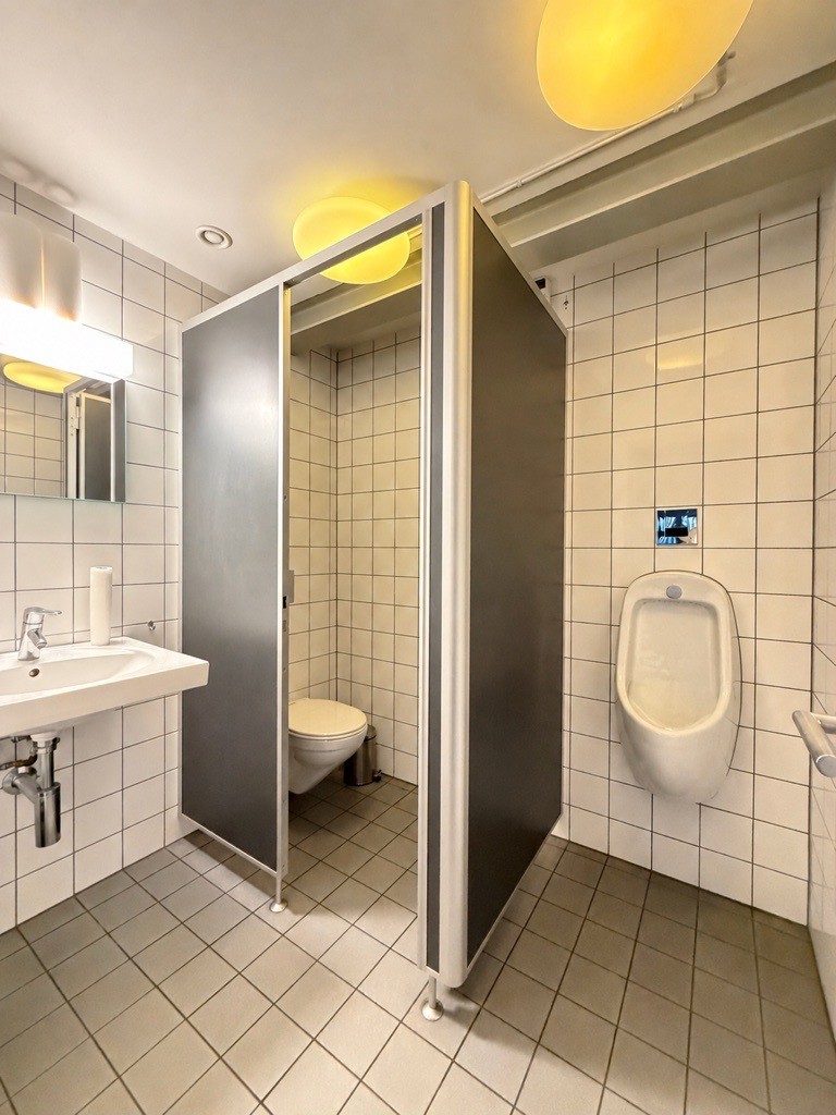 673m² office, photo 6 of 10