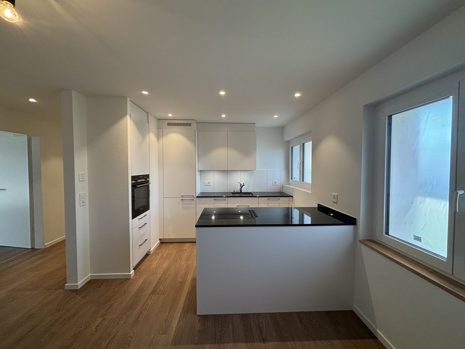 3 rooms apartment, photo 1 of 7