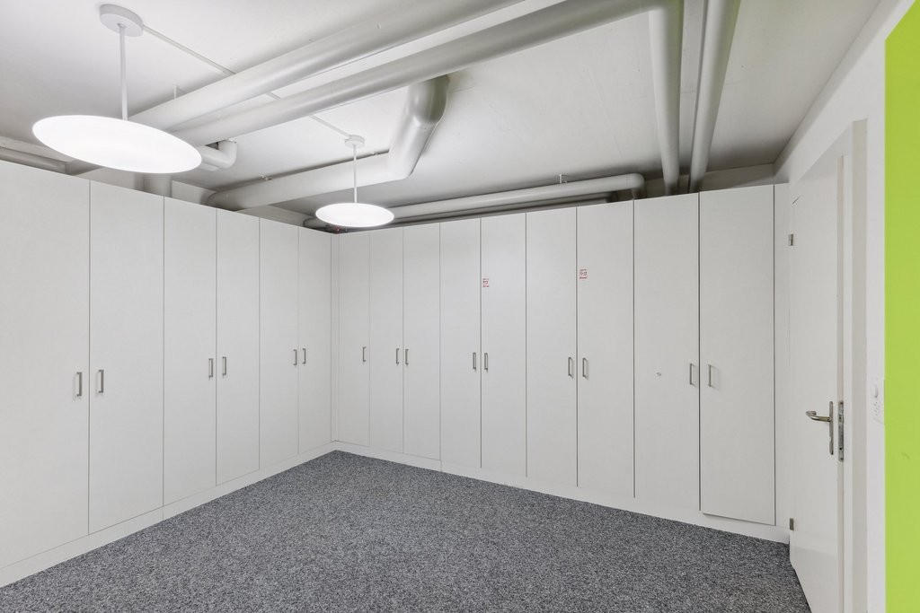 136m² commercial, photo 4 of 10