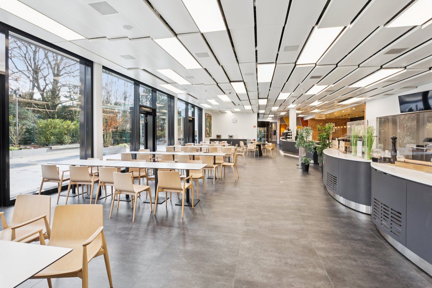 1100m² office, photo 3 of 10