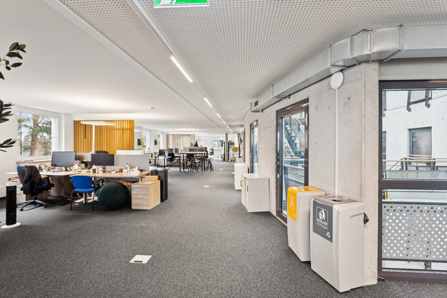 1100m² office, photo 4 of 10