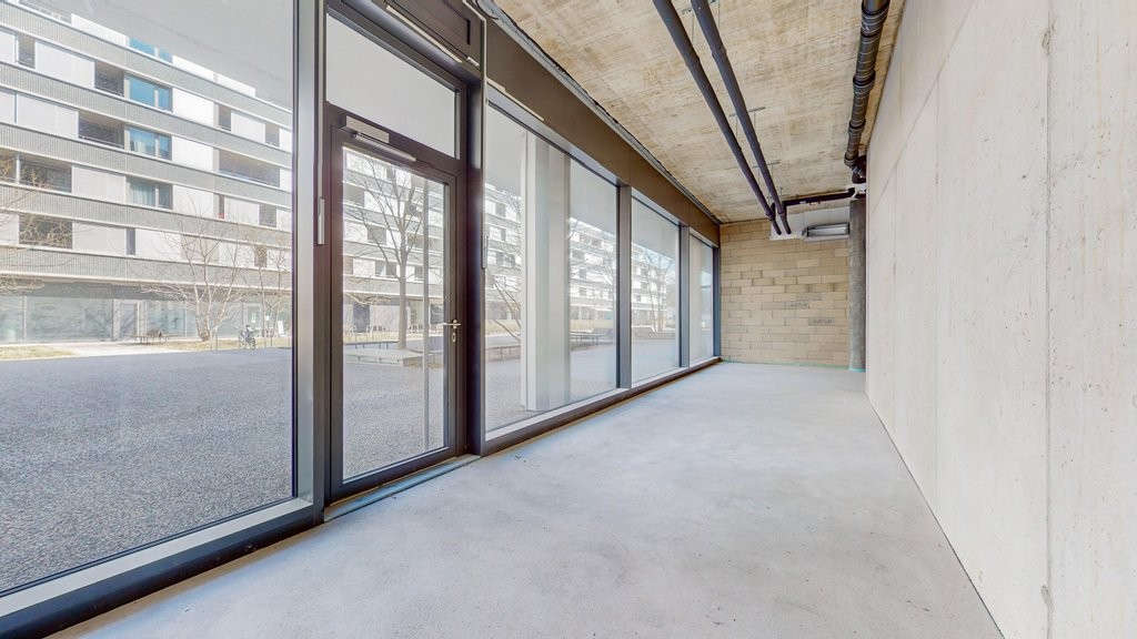 42m² shop, photo 5 of 9