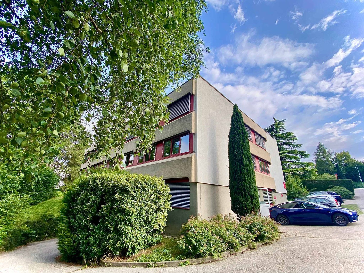 186m² office