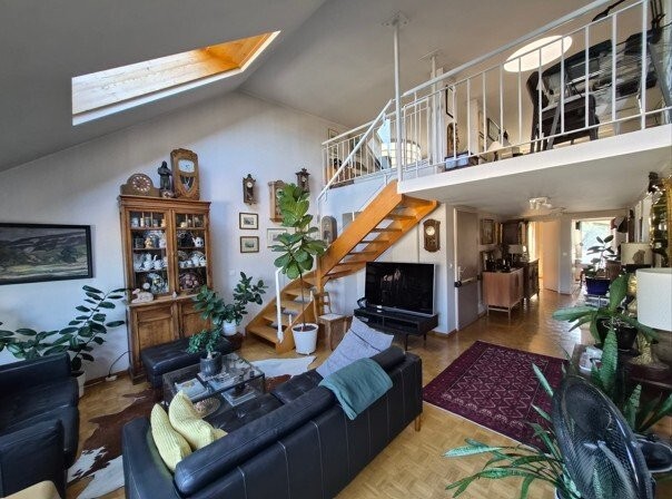 4 rooms attic flat, photo 1 of 10