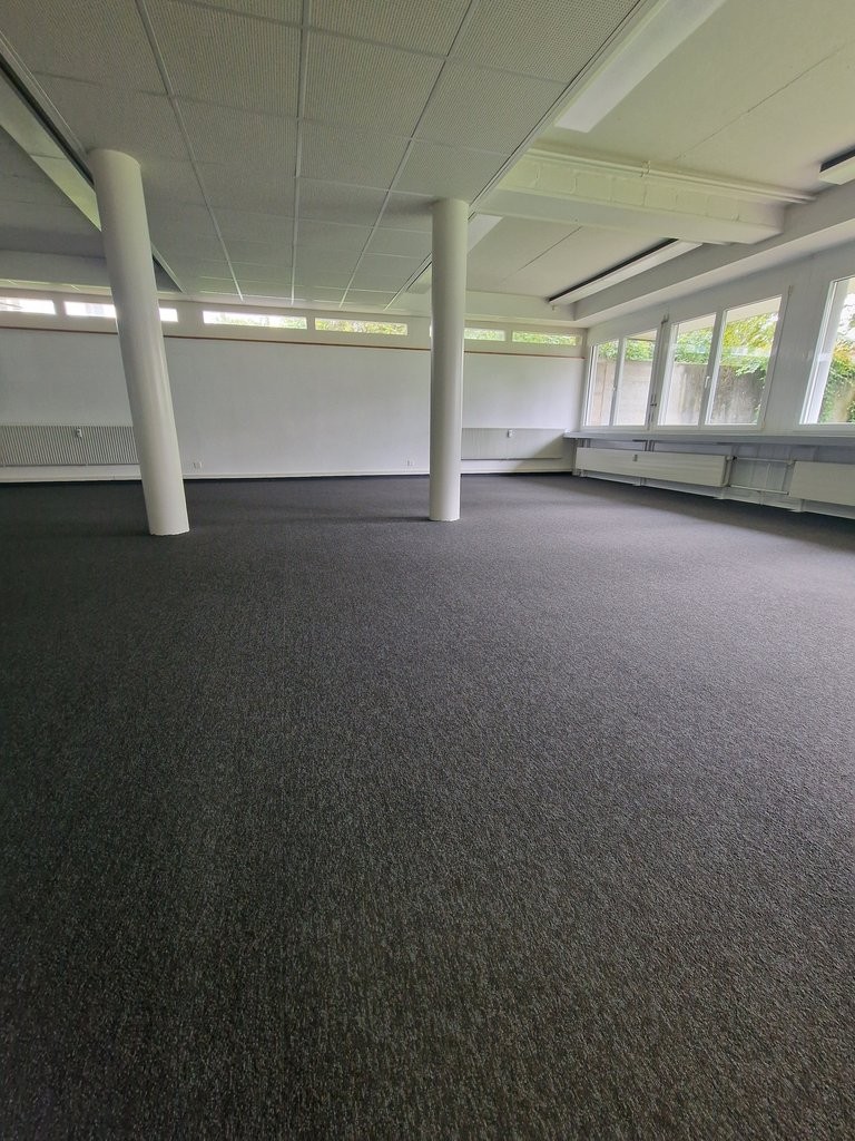 109m² office