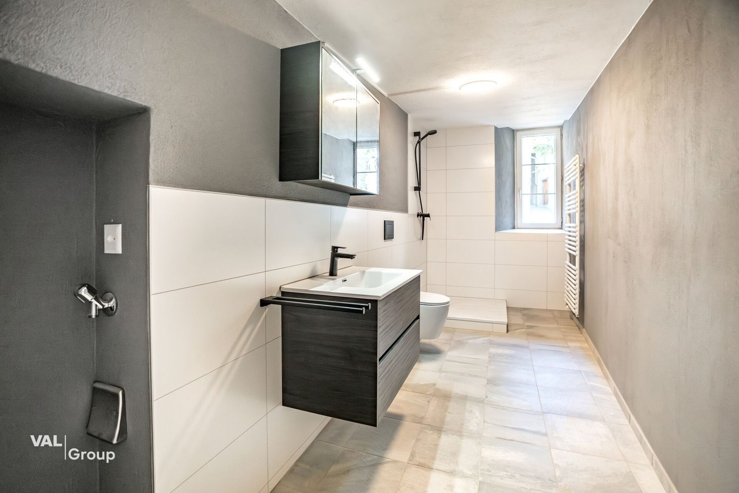 66m² office