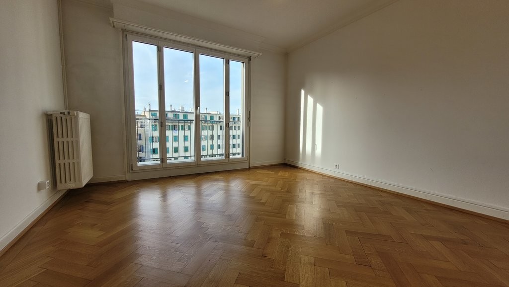 3 rooms apartment, photo 2 of 6