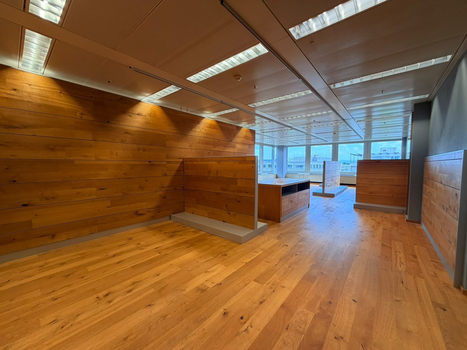 137m² commercial, photo 7 of 9
