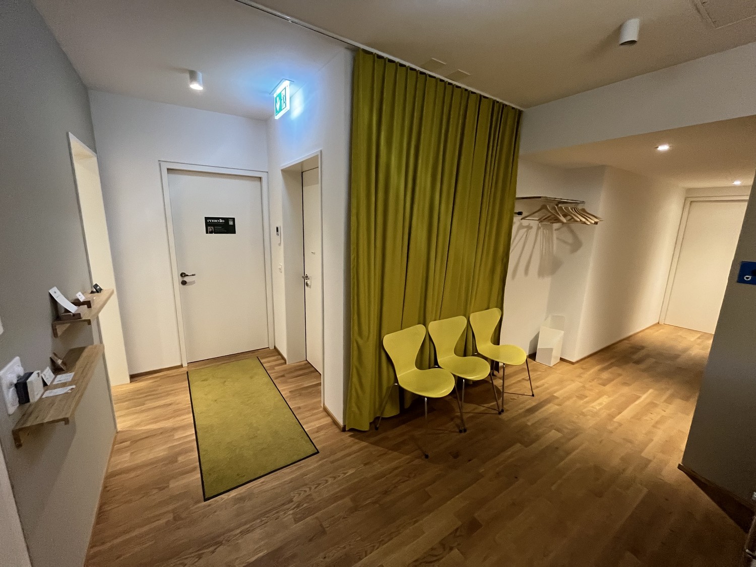 19m² commercial, photo 2 of 4