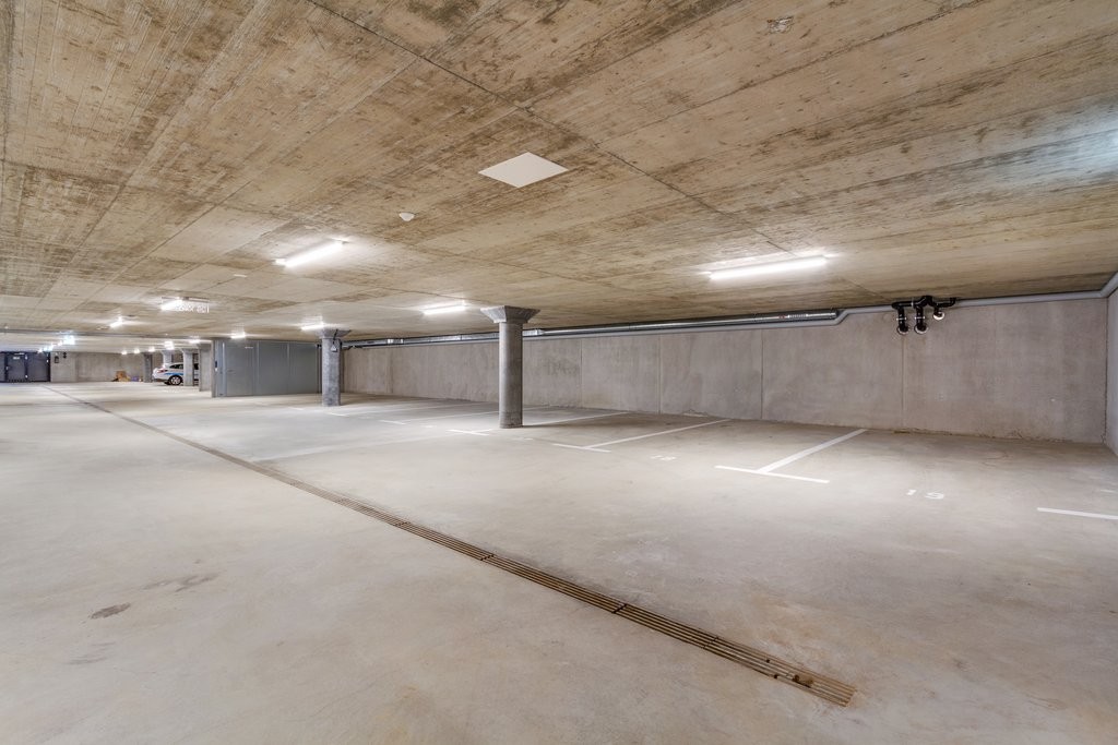 Underground slot