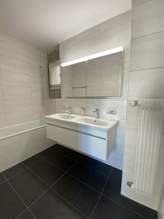 3 rooms apartment, photo 9 of 10