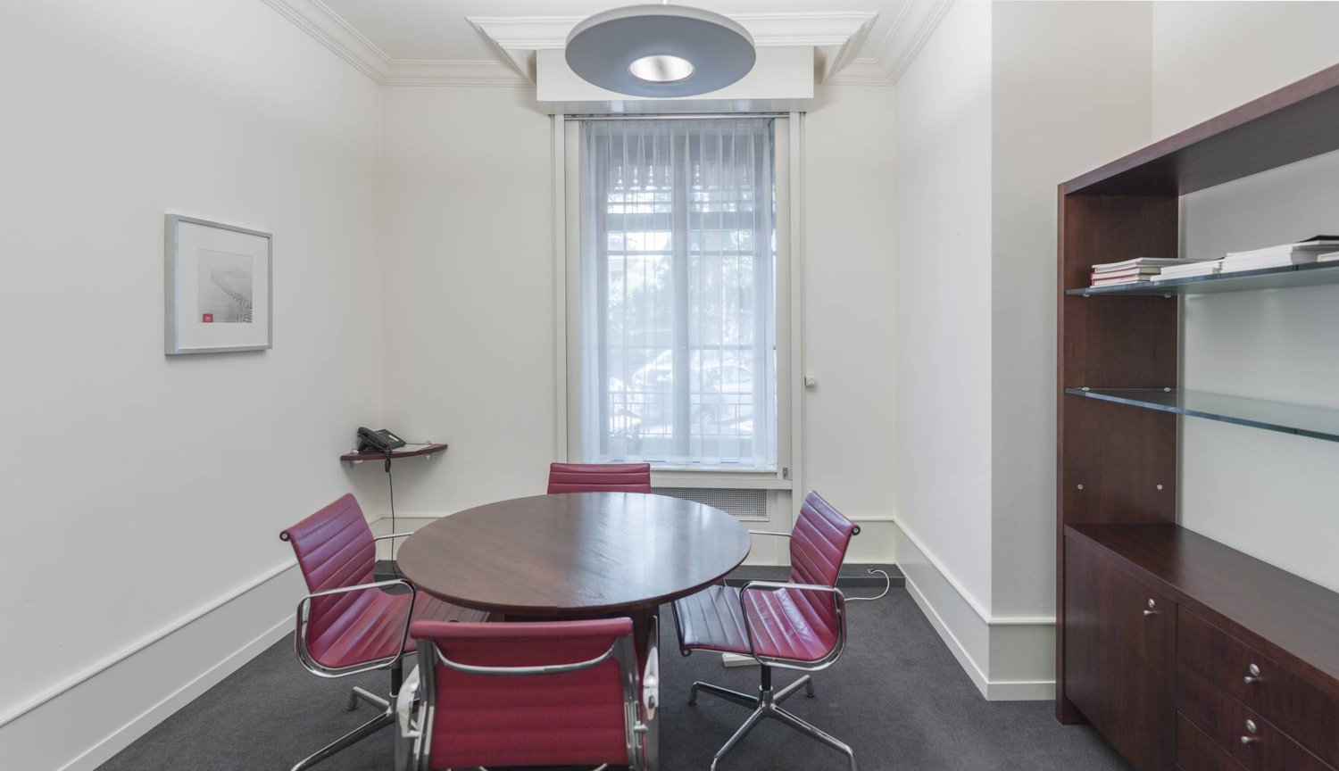 1130m² office, photo 7 of 10