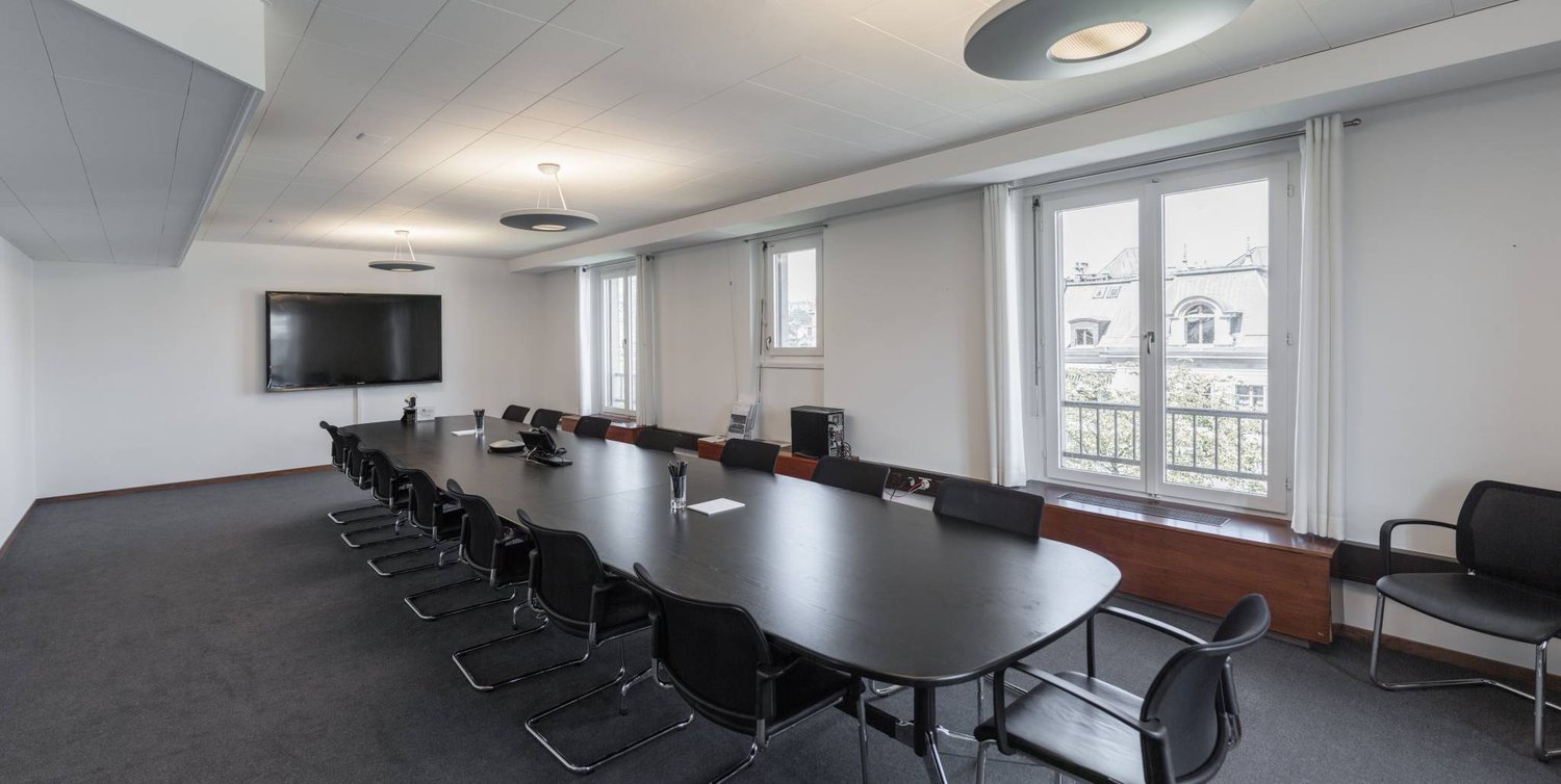 1130m² office, photo 8 of 10