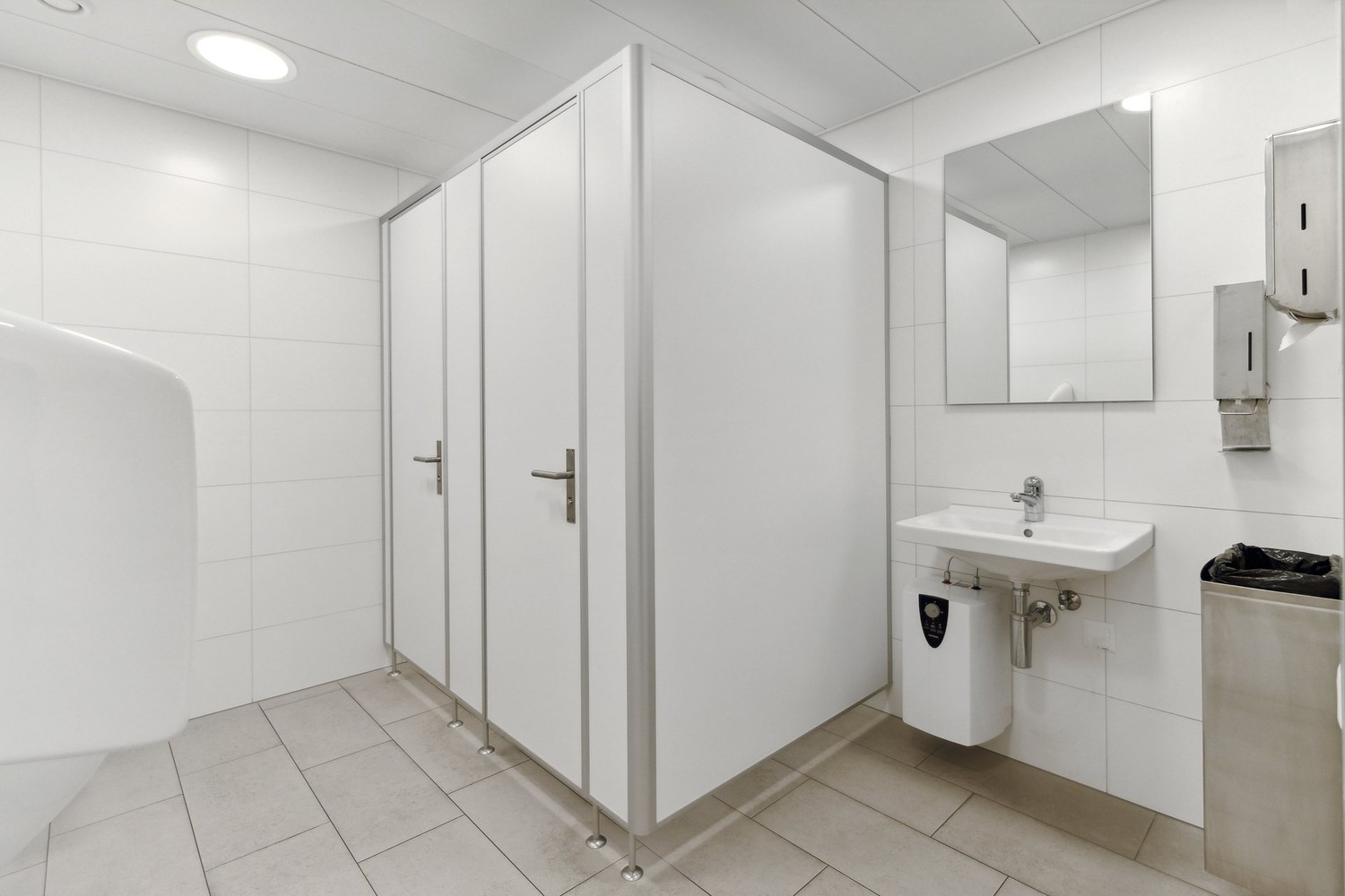 270m² office, photo 5 of 8